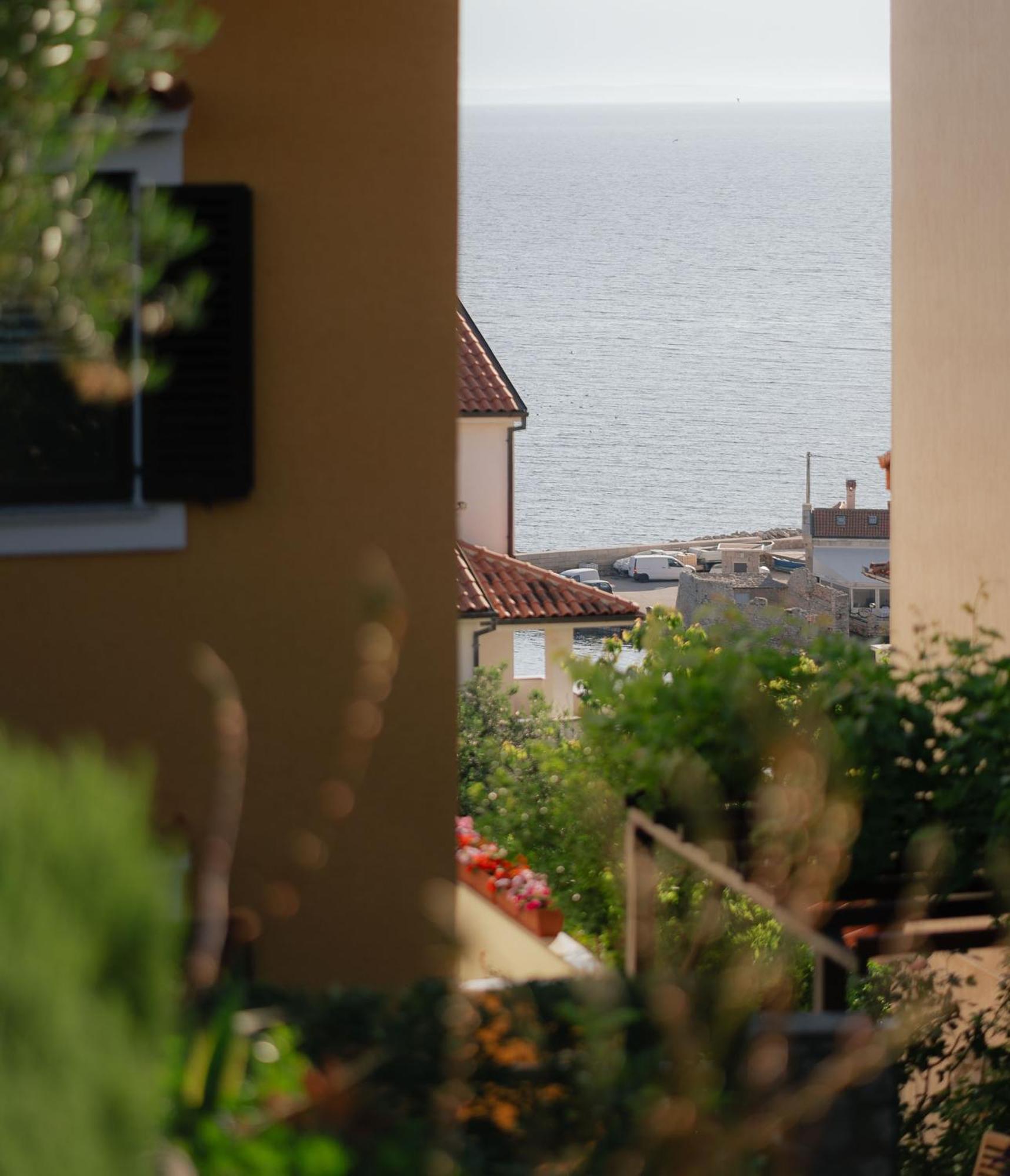 Apartments Suncica Mali Losinj Exterior photo