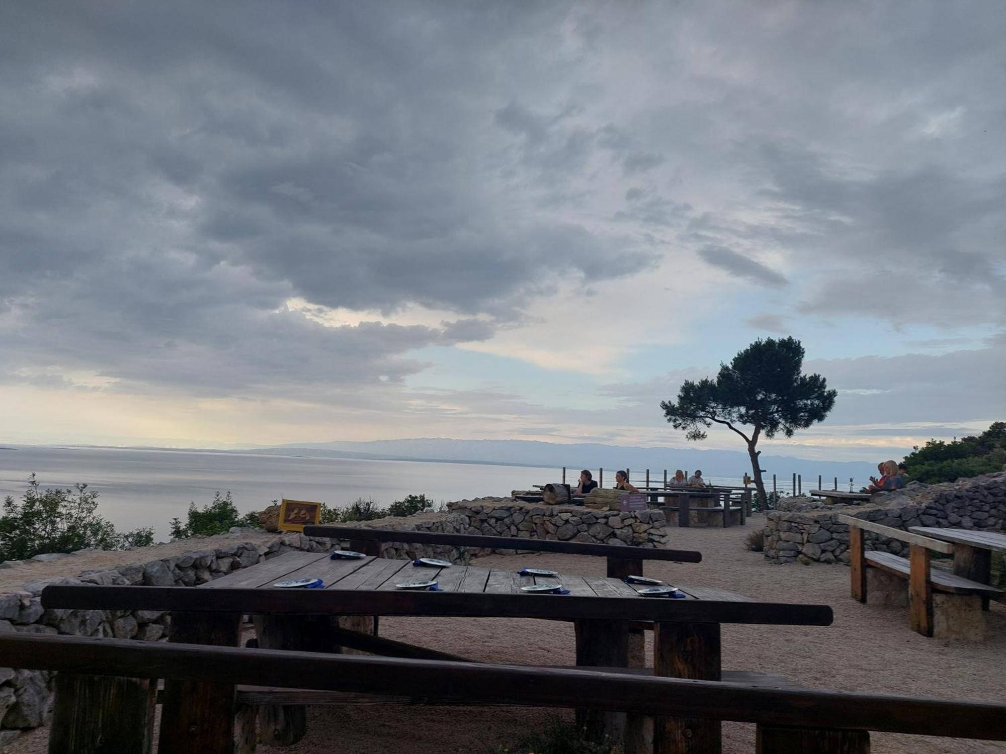 Apartments Suncica Mali Losinj Exterior photo