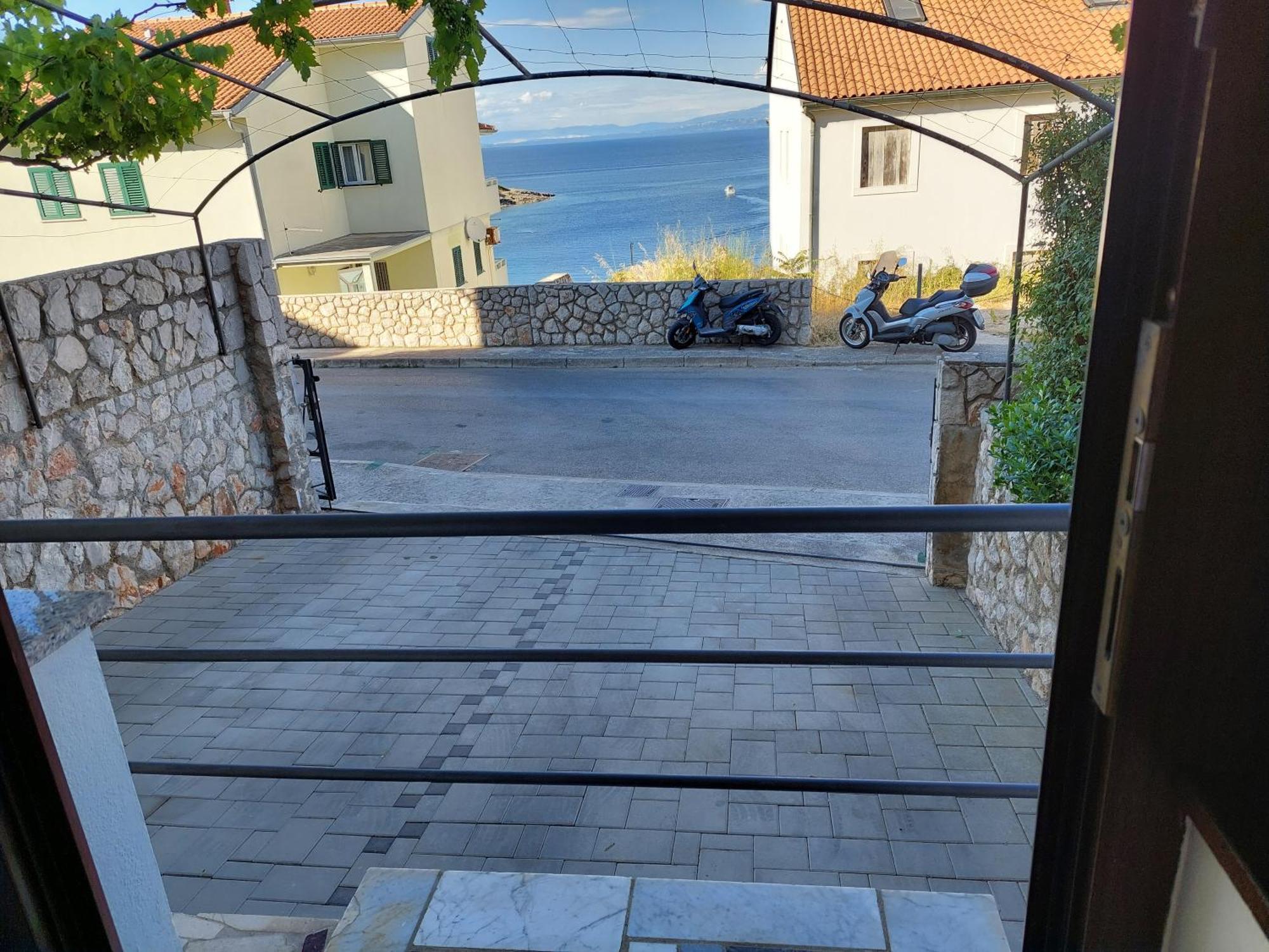 Apartments Suncica Mali Losinj Exterior photo