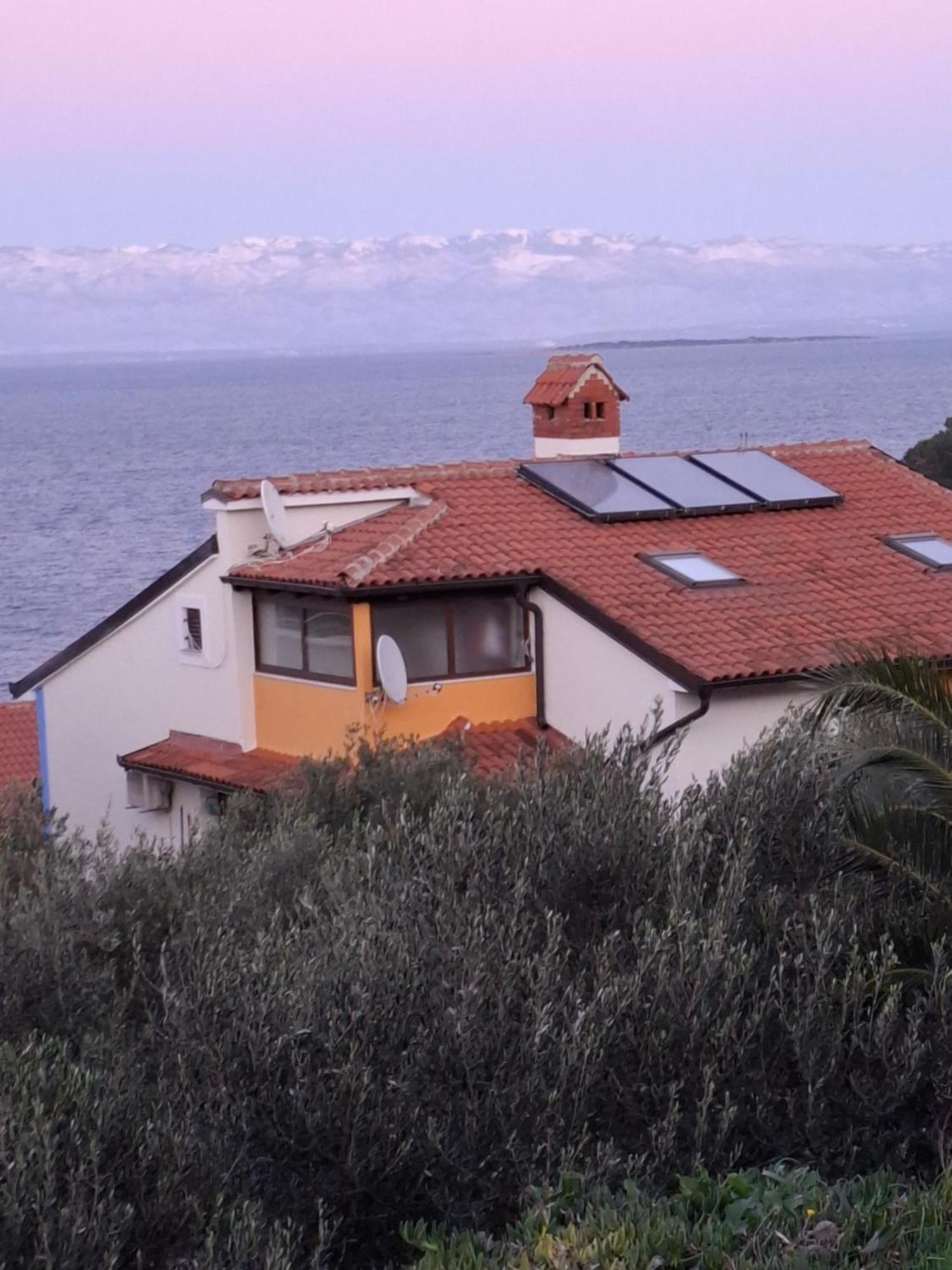 Apartments Suncica Mali Losinj Exterior photo